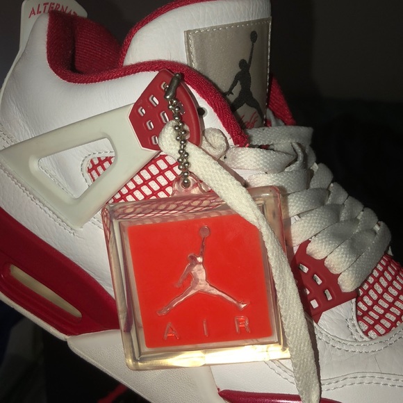 Air Jordan 4 - Picture 4 of 4